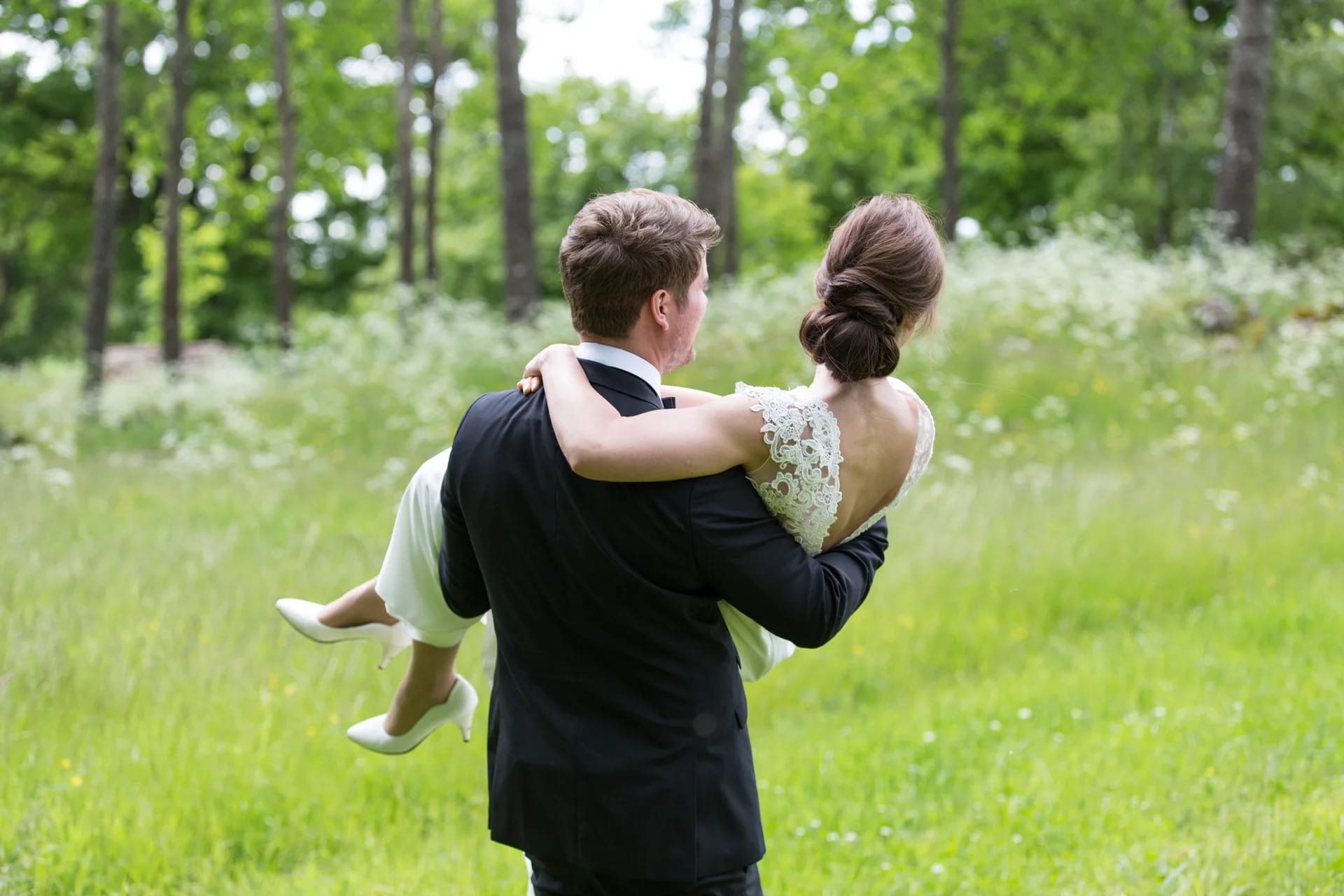Henriette och Mattias brudpar
