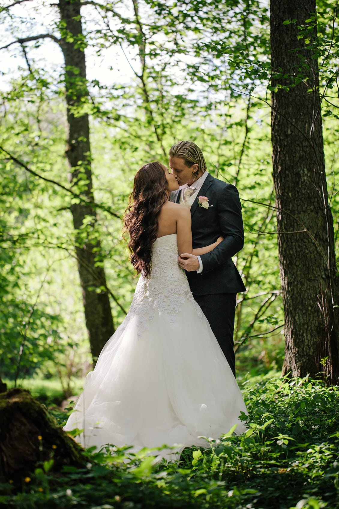 Ingrid och Tobias brudpar